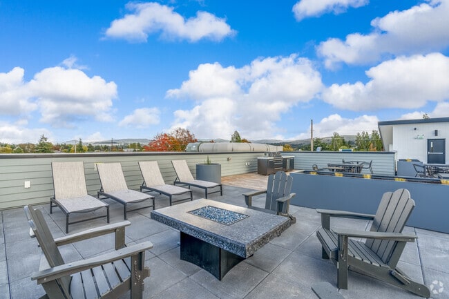 Photo - Luxurious Studios with Rooftop Deck and Se...