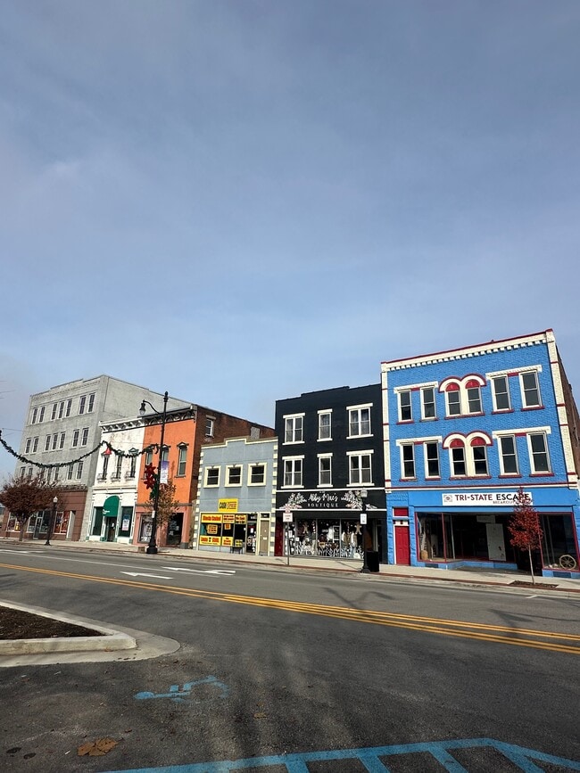 Photo - 1323 Winchester Ave Unit 1323