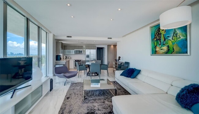 Photo - 6700 Indian Creek Dr Unit 1102