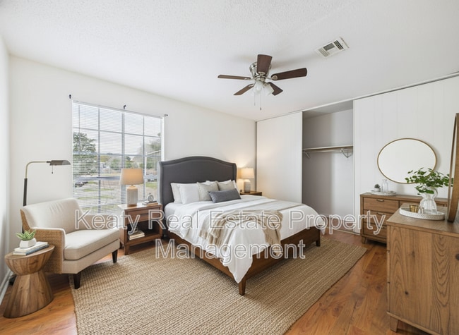 Photo - 407 Fox Run Ave