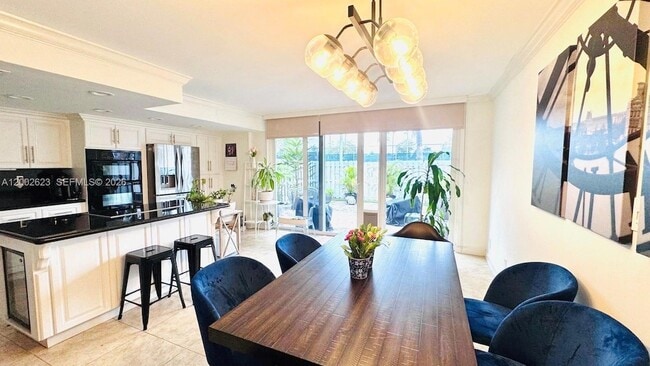 Photo - 903 NE 27th Ave