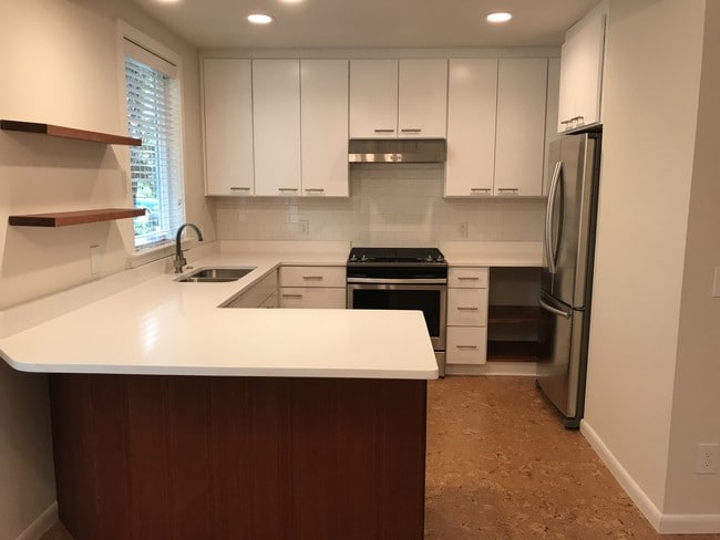 Building Photo - 321 Payne St Unit 321