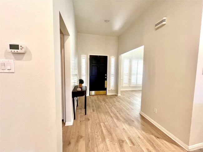 Photo - 5012 N Nelson Dr