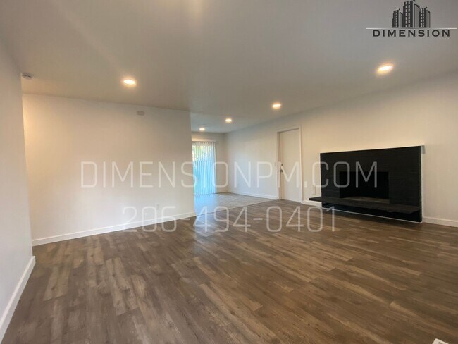 Photo - Ready to Move in Refreshed Ramber!