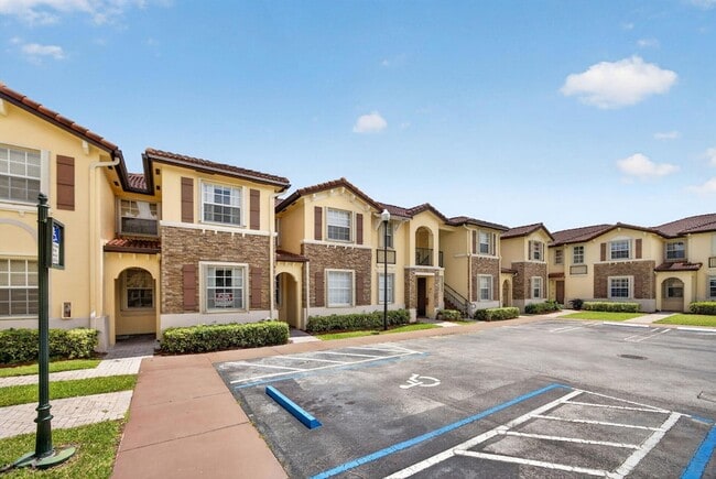 Photo - 1575 NE 33rd Ave