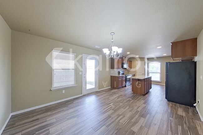 Photo - 7406 Vail Drive