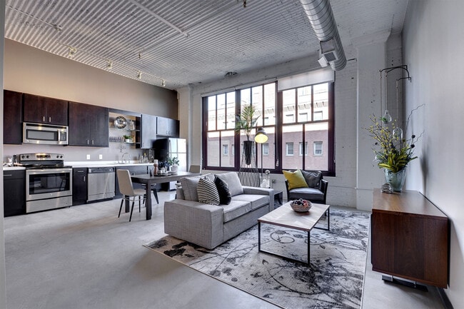Rayette Lofts