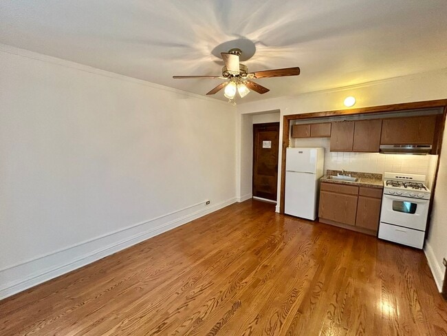 Photo - 2256 N Cleveland Ave