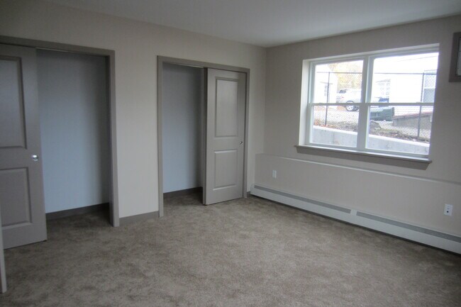 Bedroom - 275 W Main St Unit 275-10 West Main St