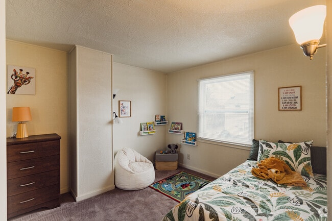 2BR, 1BA - 850SF - Second Bedroom - Windwood Place Apartments