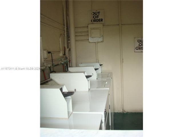 Photo - 1 bedroom in Hallandale FL 33009