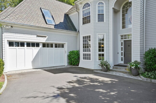 Photo - 19 Weeds Landing