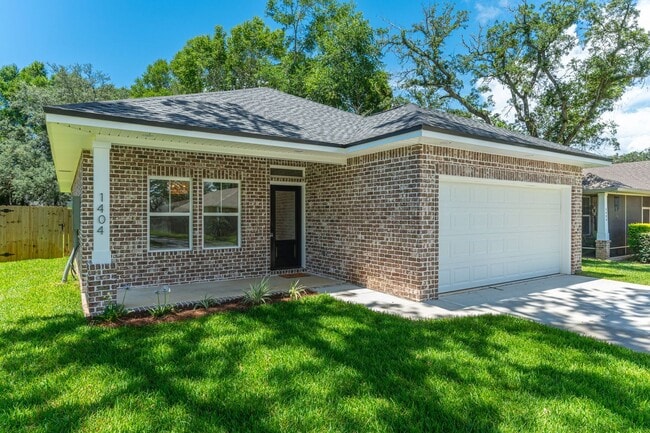 Photo - 4 Bedroom In Niceville!