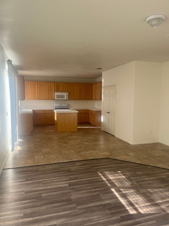 Photo - Lake Elsinore Home for Rent