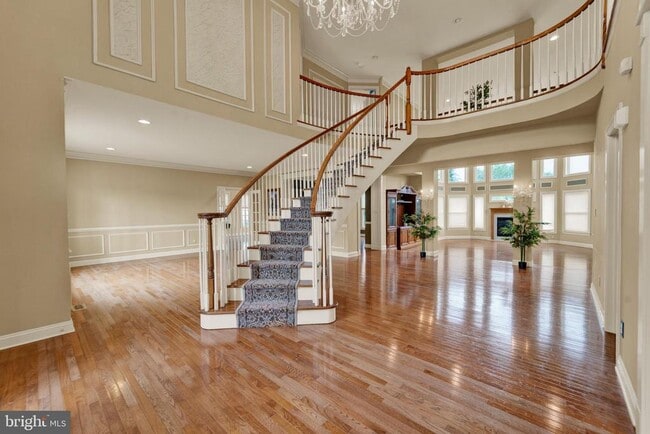 Photo - 19 Meadowlark Dr