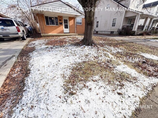 Photo - 2420 Ulrich Ave