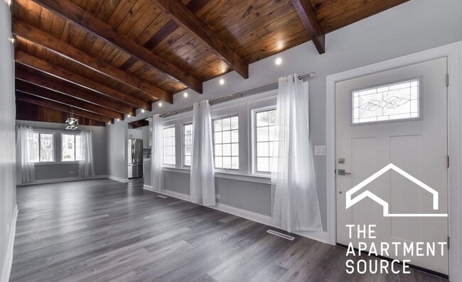 Photo - 702 Hammerschmidt Ave