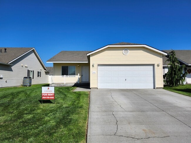 Building Photo - 7815 Deschutes Dr