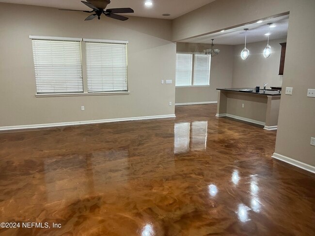 Photo - 5063 Johnson Creek Dr