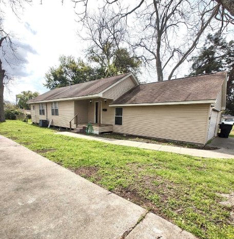 Building Photo - 2125 Ave A