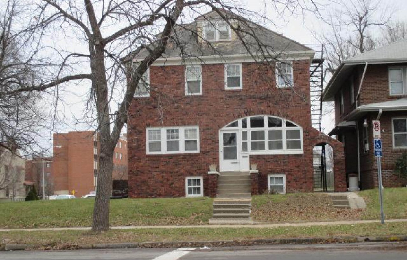 1401 S 10th St - 1401 S 10th St