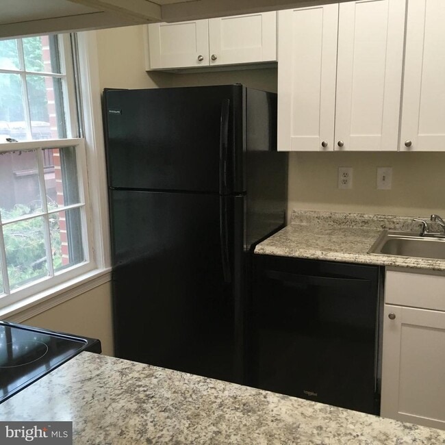 Photo - 2055 38th St SE Unit 101