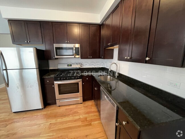 Building Photo - 1646 W Pratt Blvd Unit 2i Rental