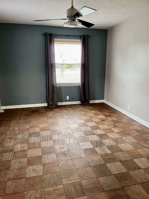 Photo - 19770 Kern Rd