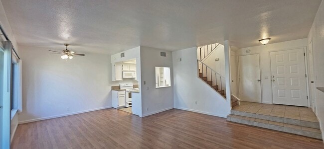 Photo - 7862 Hampton Ln