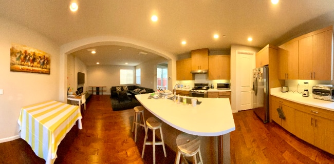 Photo - 910 Montage Cir