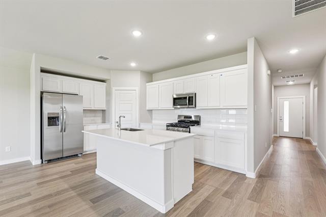 Photo - 729 Poppy Ln