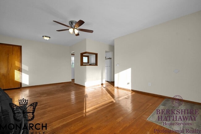 Photo - 3 Bedroom Remodeled Home