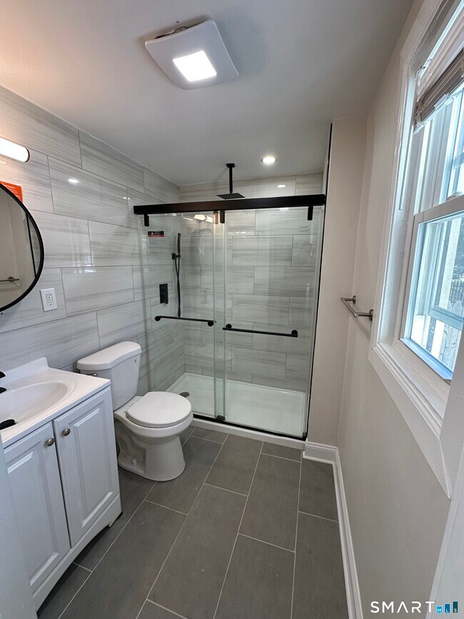 Photo - 34 Bulkeley Pl