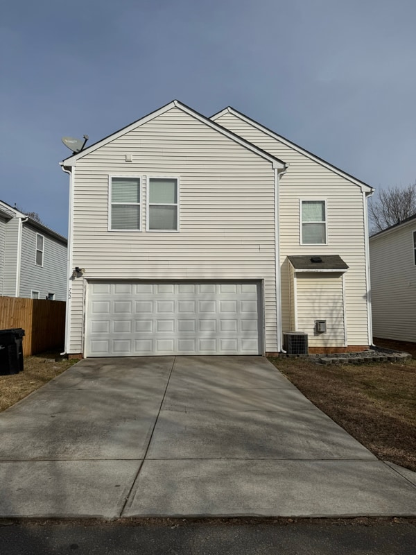 Photo - 722 Sinclair Dr