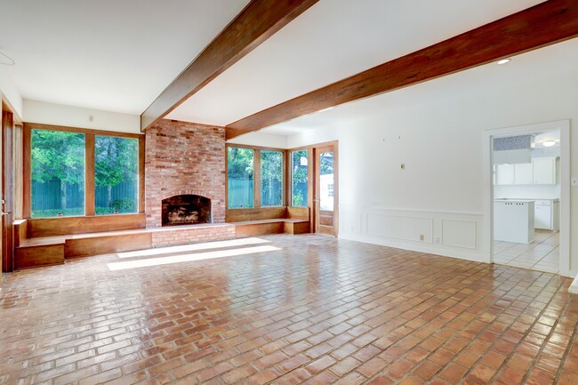 Photo - 11910 Laurie Ln