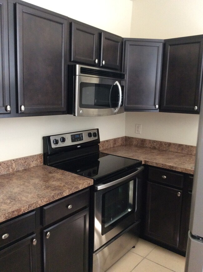 Photo - Unique Downtown York Apartment! 2 full baths!