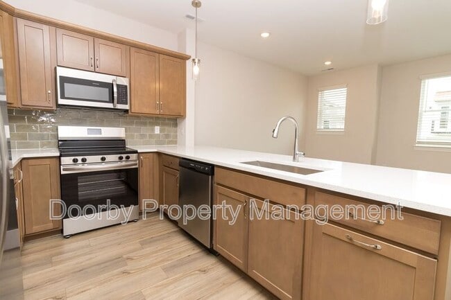 Photo - 760 Bespoke Wy