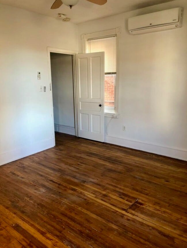 Photo - 236 S 45th St Unidad 2R