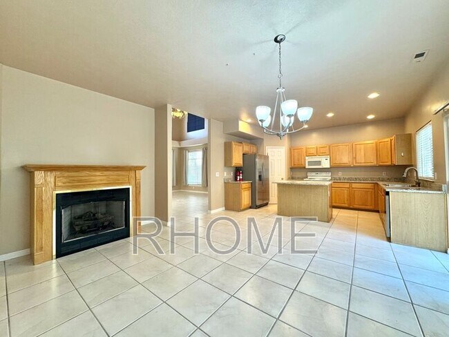 Photo - 723 Sandy Point Dr