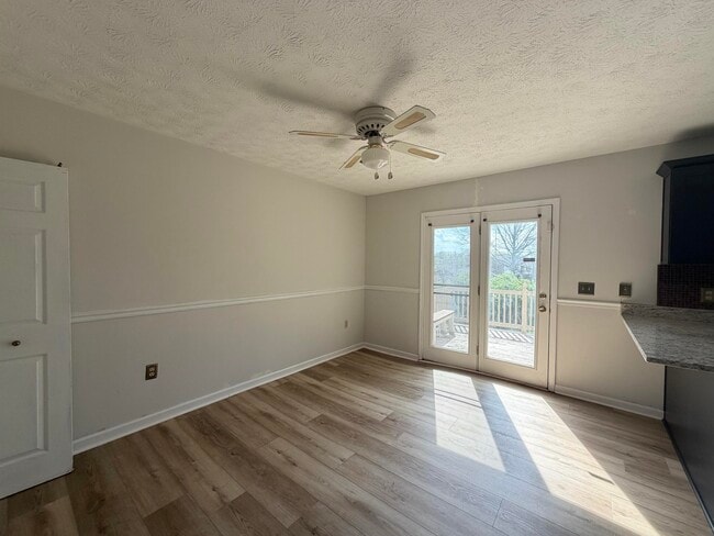 Photo - 308 S Keeneland Dr