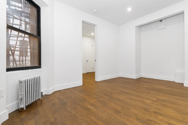 Photo - 45 Tiemann Place