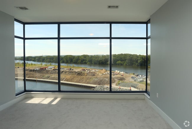 River House Apartments