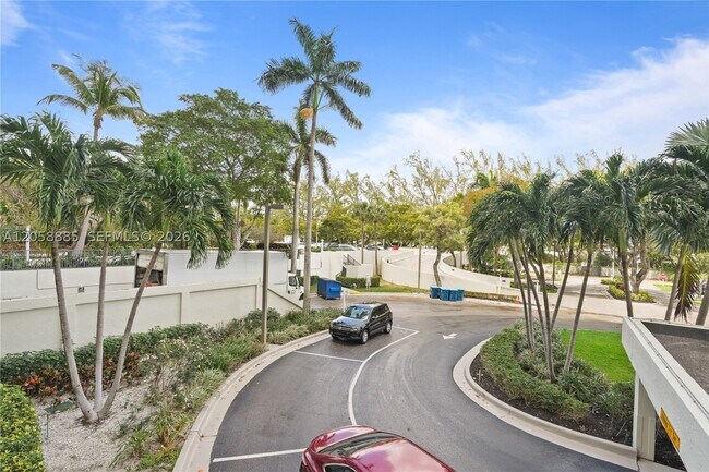 3200 Port Royale Dr N Unit 210