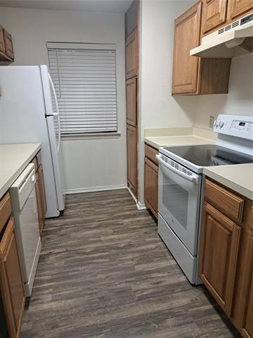 Photo - 1304 Halsell St