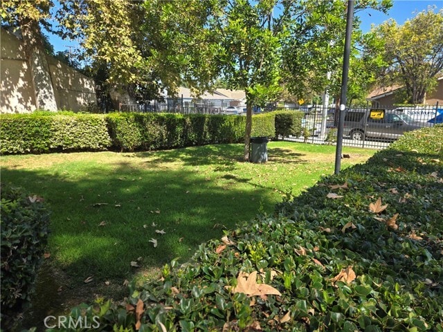 Photo - 7641 Reseda Blvd Unidad 120