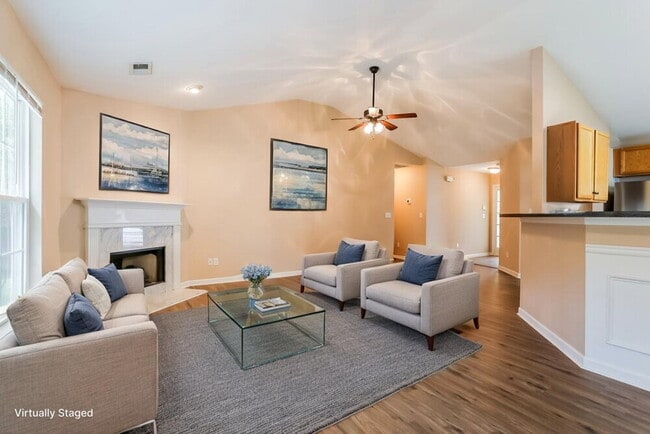 Photo - 357 Hunterian Pl