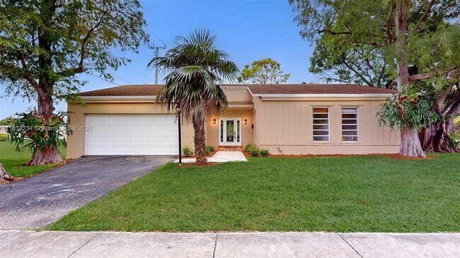 Building Photo - 10251 SW 80th St Rental