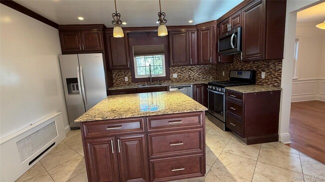 Photo - 2 Wyman St Unit 1