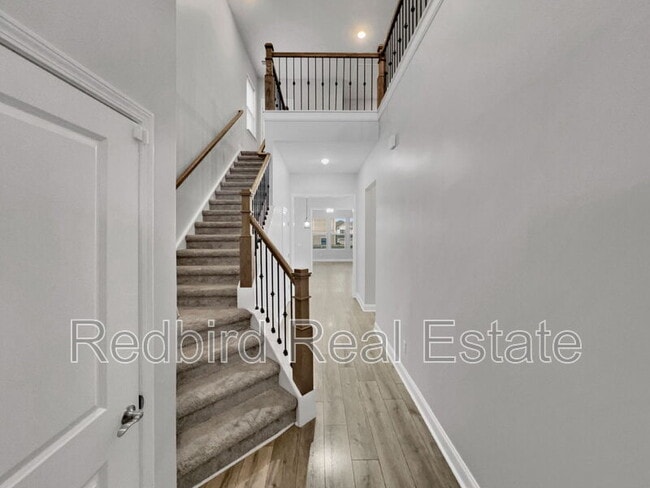 Photo - 1005 Lonergan Cir