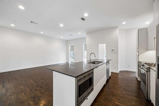 Photo - 4905 Live Oak St